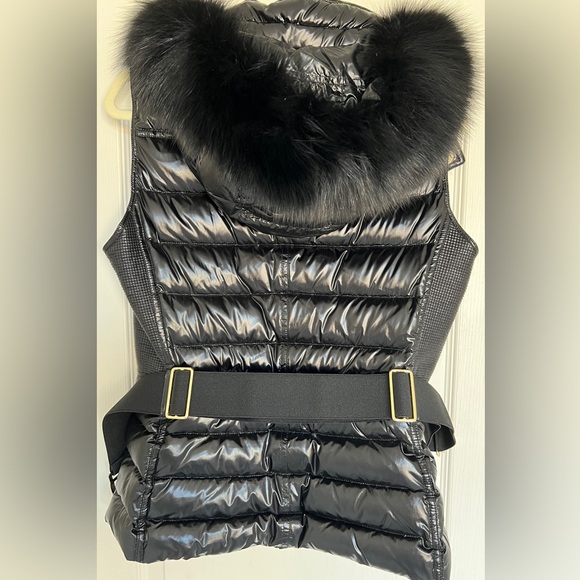 BURBERRY Vest Willowbank Down Hooded Vest Fox Fur - Picture 7 of 9